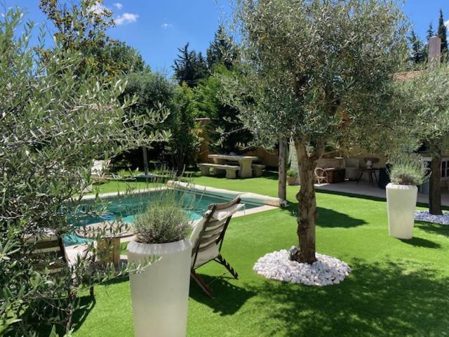 La Maison 1440 LʼIsle-sur-la-Sorgue Exteriör bild